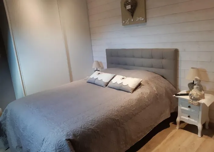 Holiday home Cosy Maison 3 Jardin, Parking Prive Et Jacuzzi Honfleur